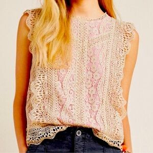 ERI + ALI SYDNEY LACE TOP SZ SMALL DK CREAM LACE PINK UNDERLAY ROMANTIC COTTAGE